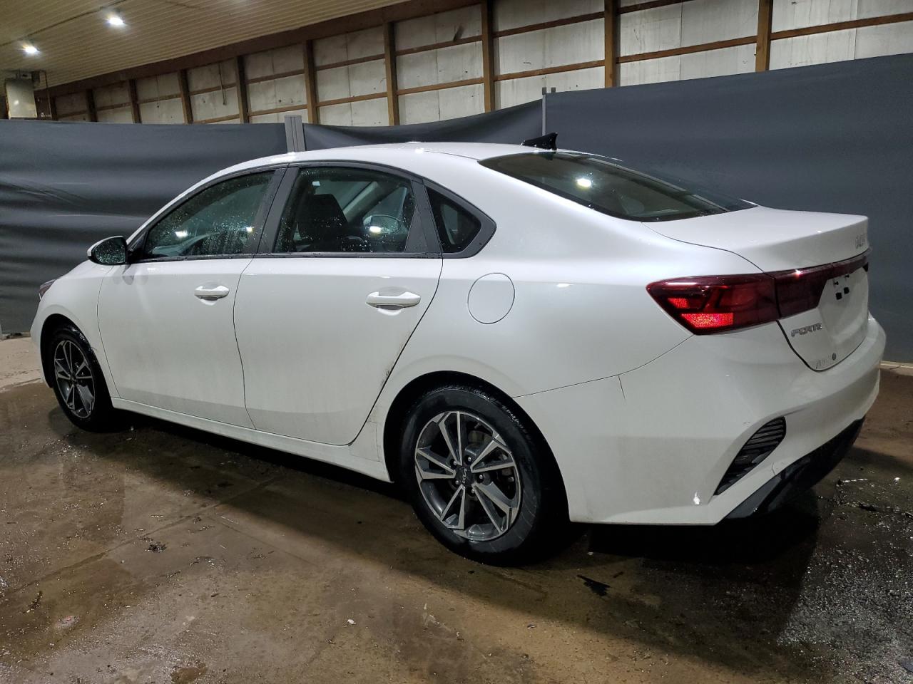 2023 Kia Forte - Image 2