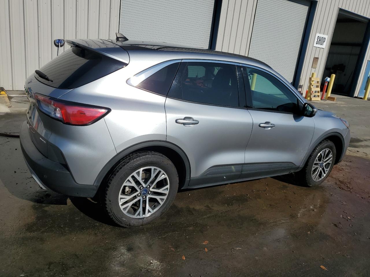 2021 Ford Escape - Image 3