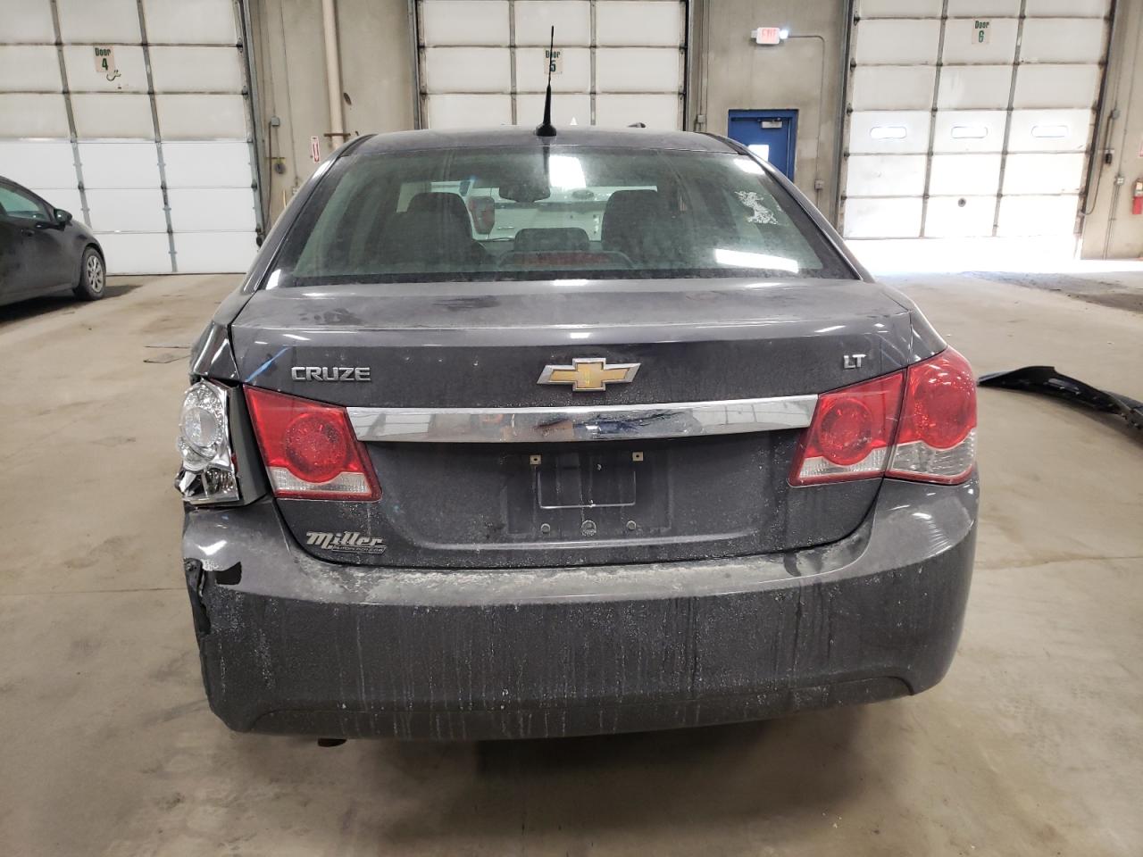 2011 Chevrolet Cruze - Image 6