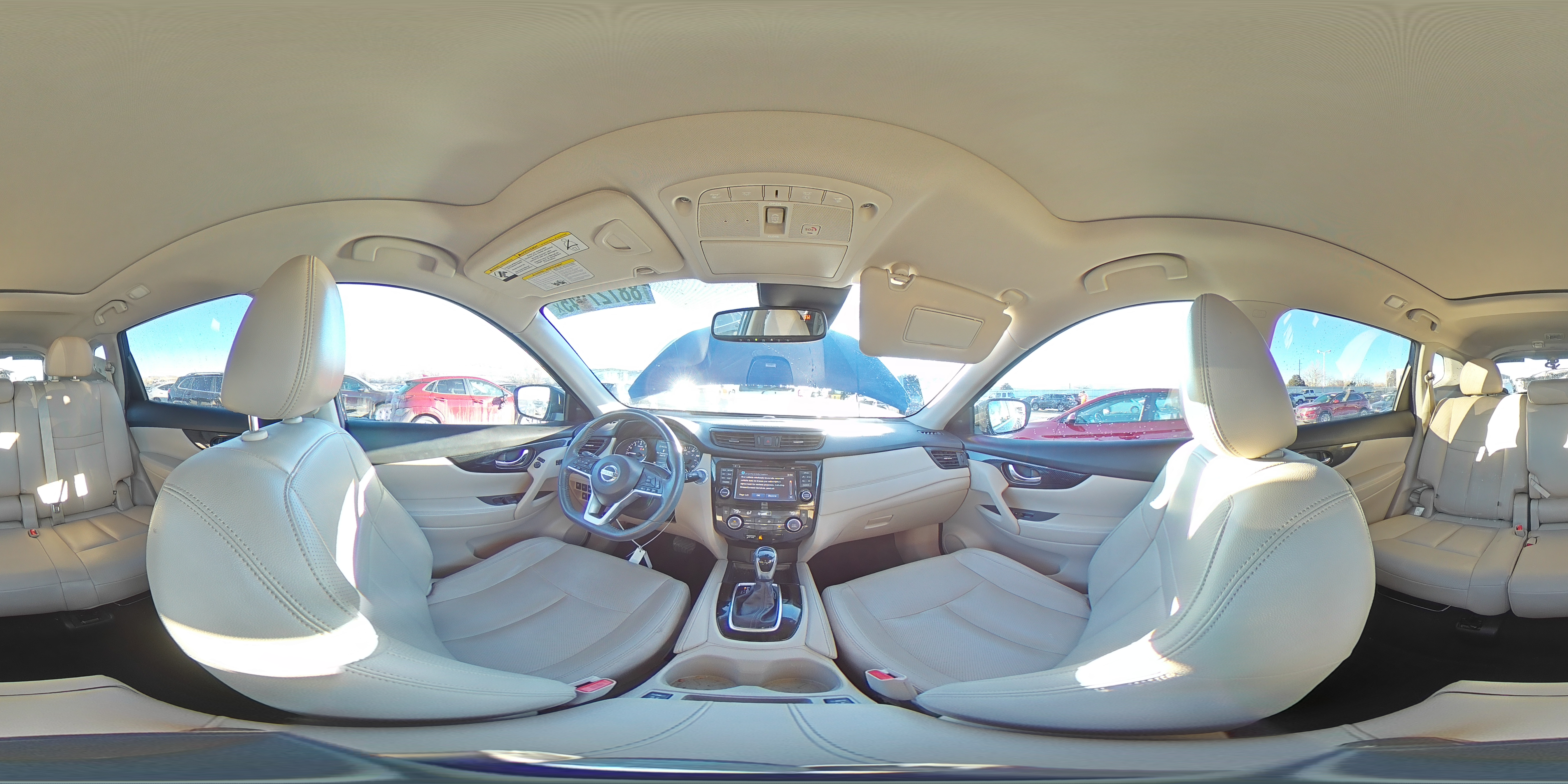 2017 Nissan Rogue - Image 15