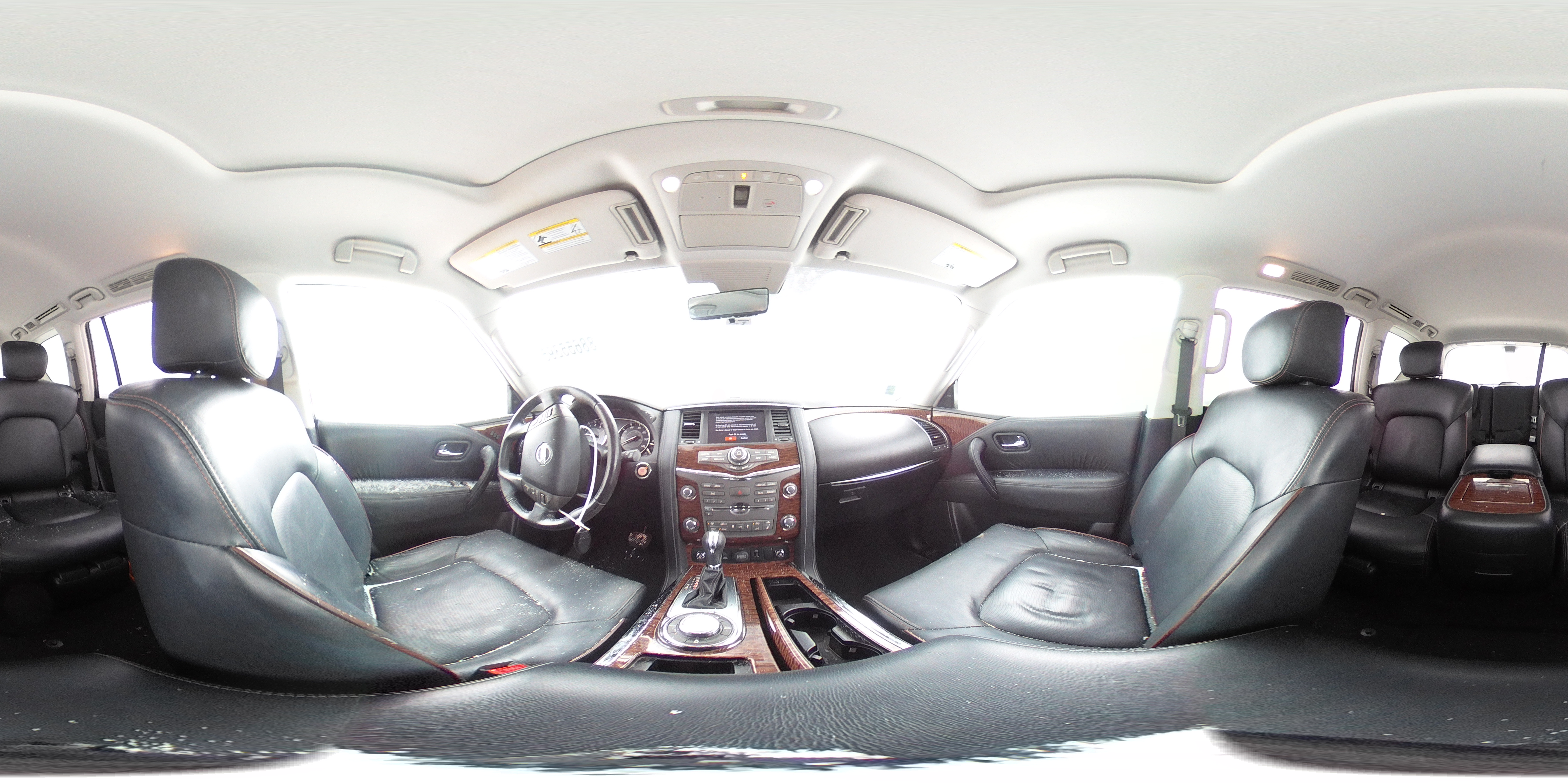 2020 Nissan Armada - Image 14