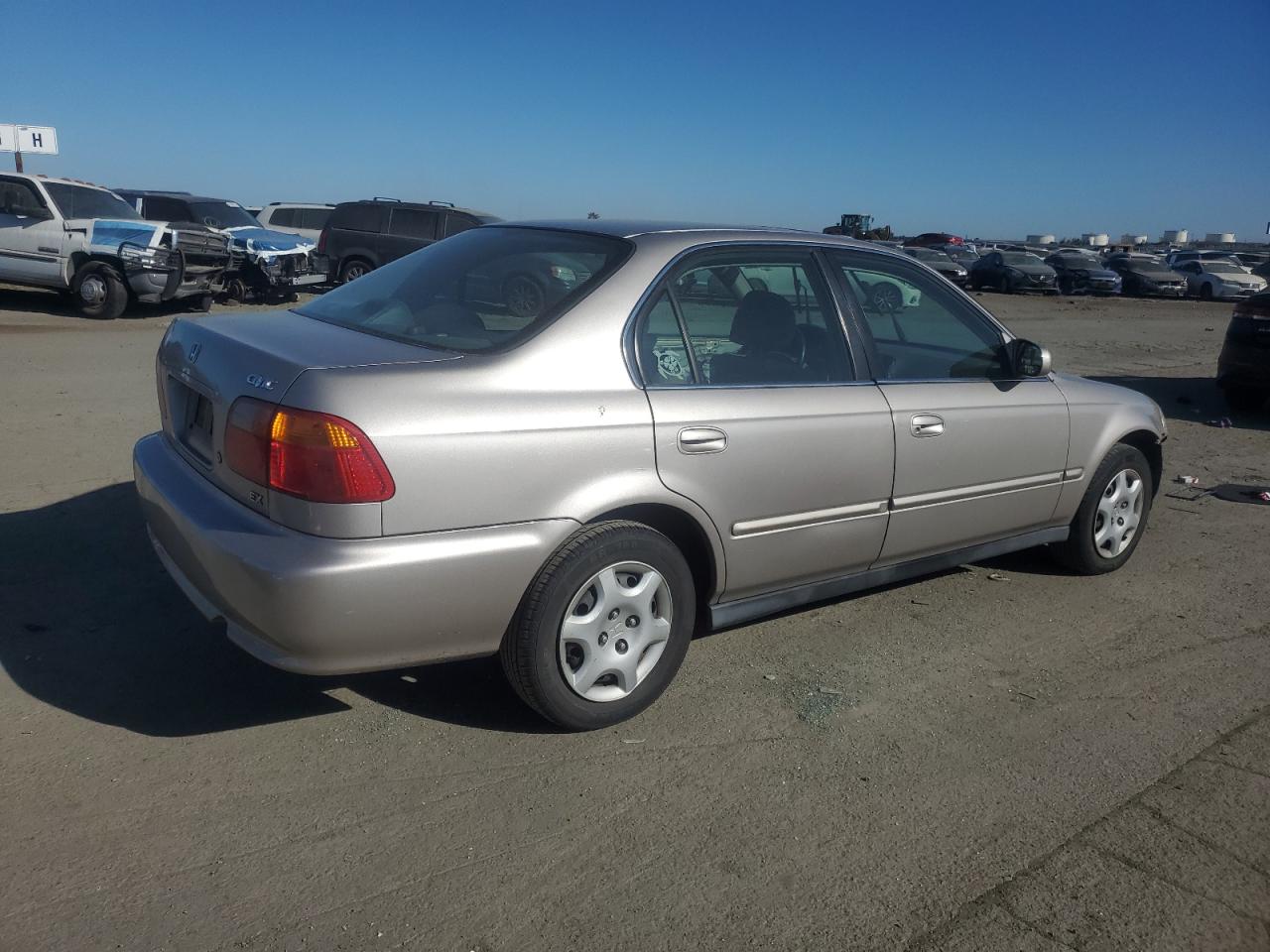 2000 Honda Civic - Image 3