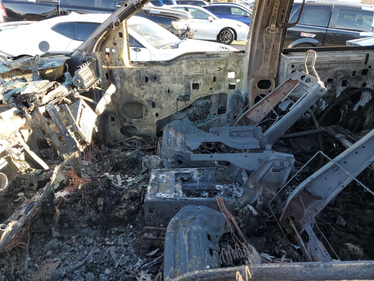 2010 Ford F-150 - Image 7