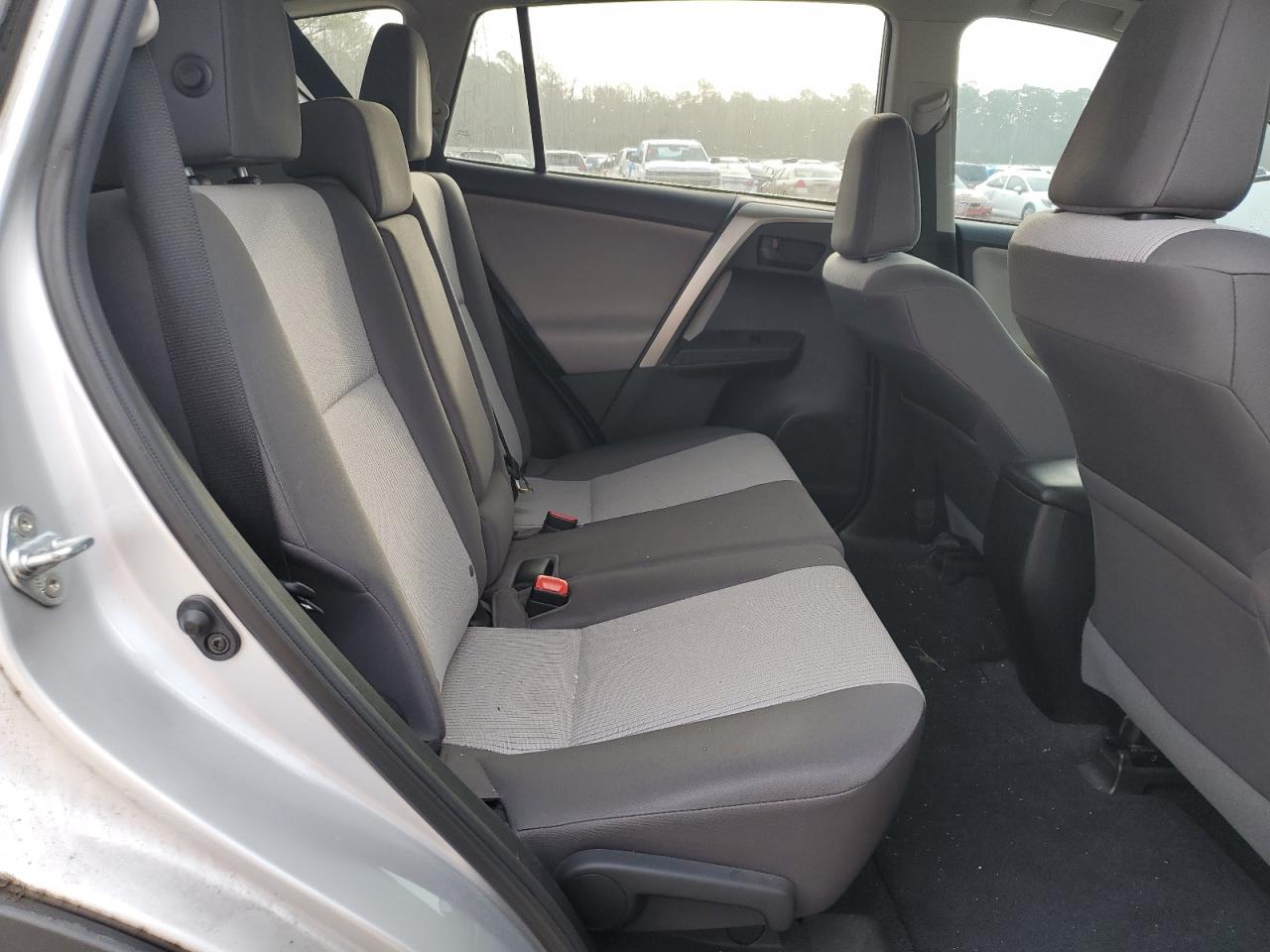 2014 Toyota RAV 4 - Image 11