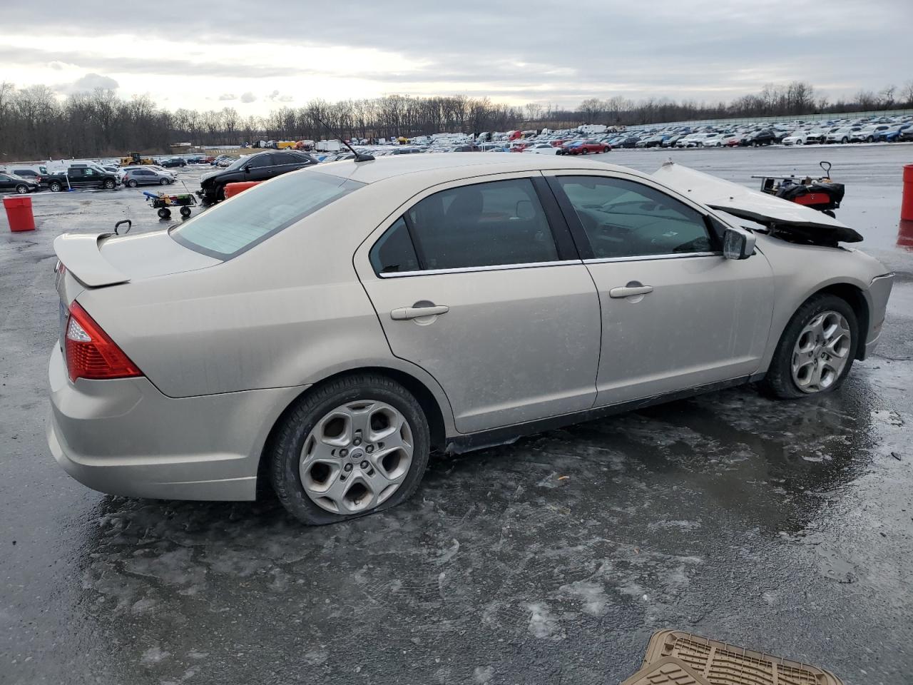 2010 Ford Fusion - Image 3