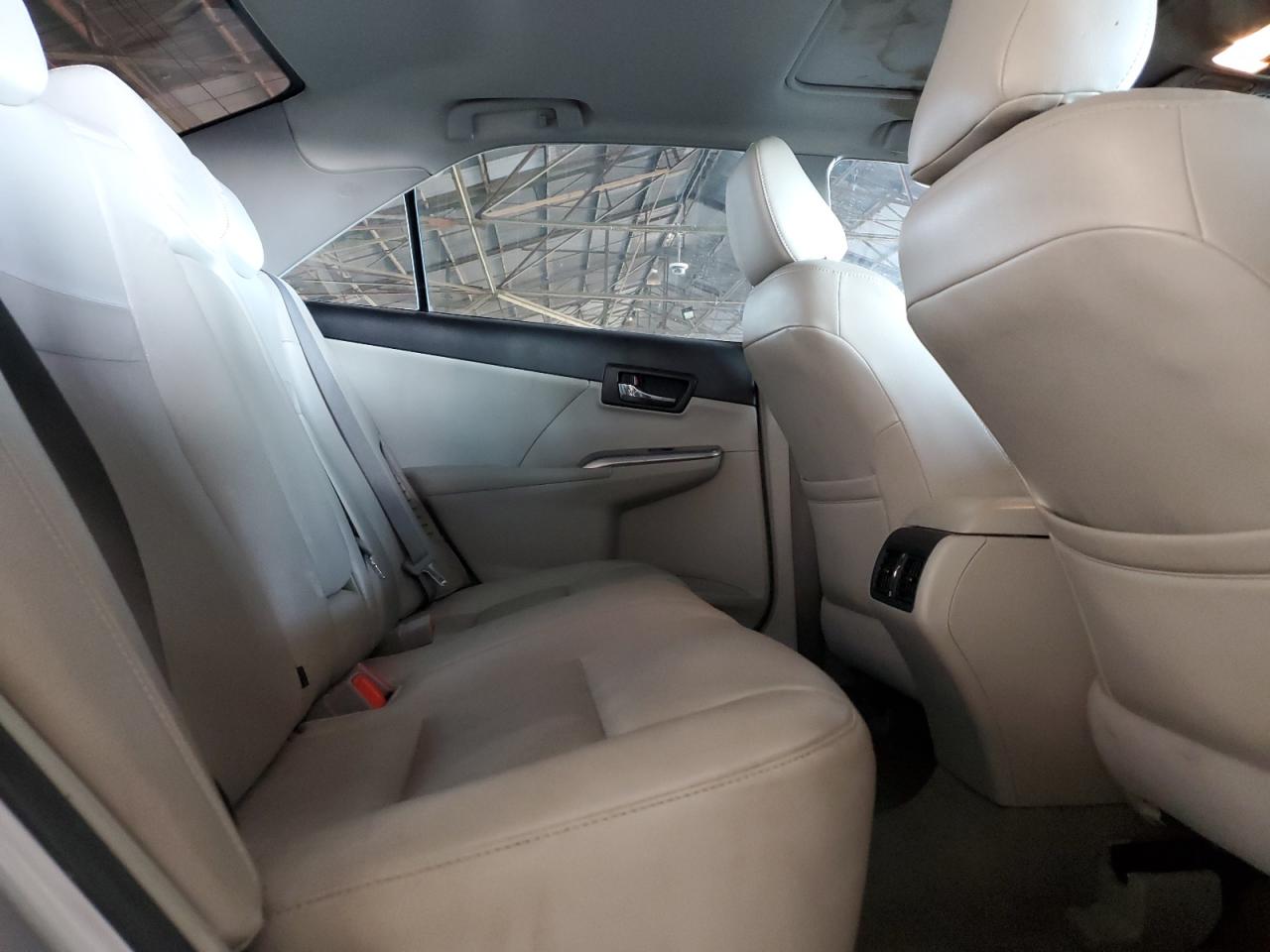 2013 Toyota Camry - Image 11