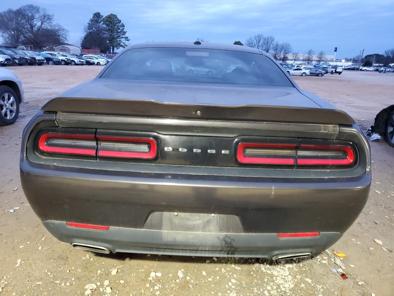 2019 Dodge Challenger - Image 6