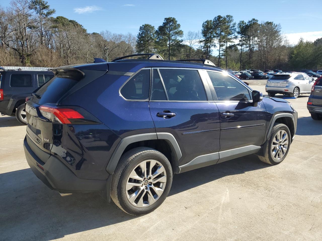 2021 Toyota RAV 4 - Image 3