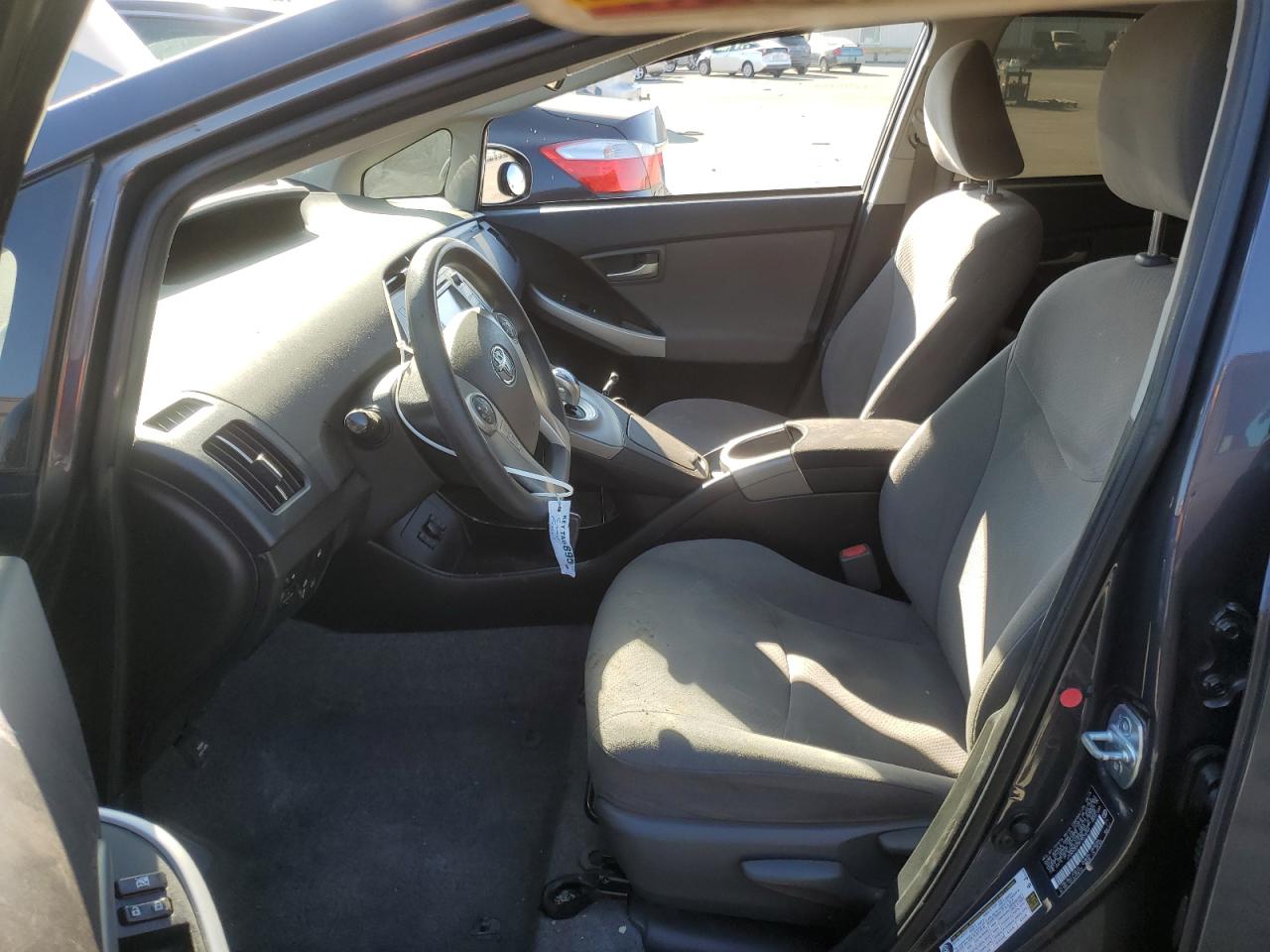 2015 Toyota Prius - Image 7