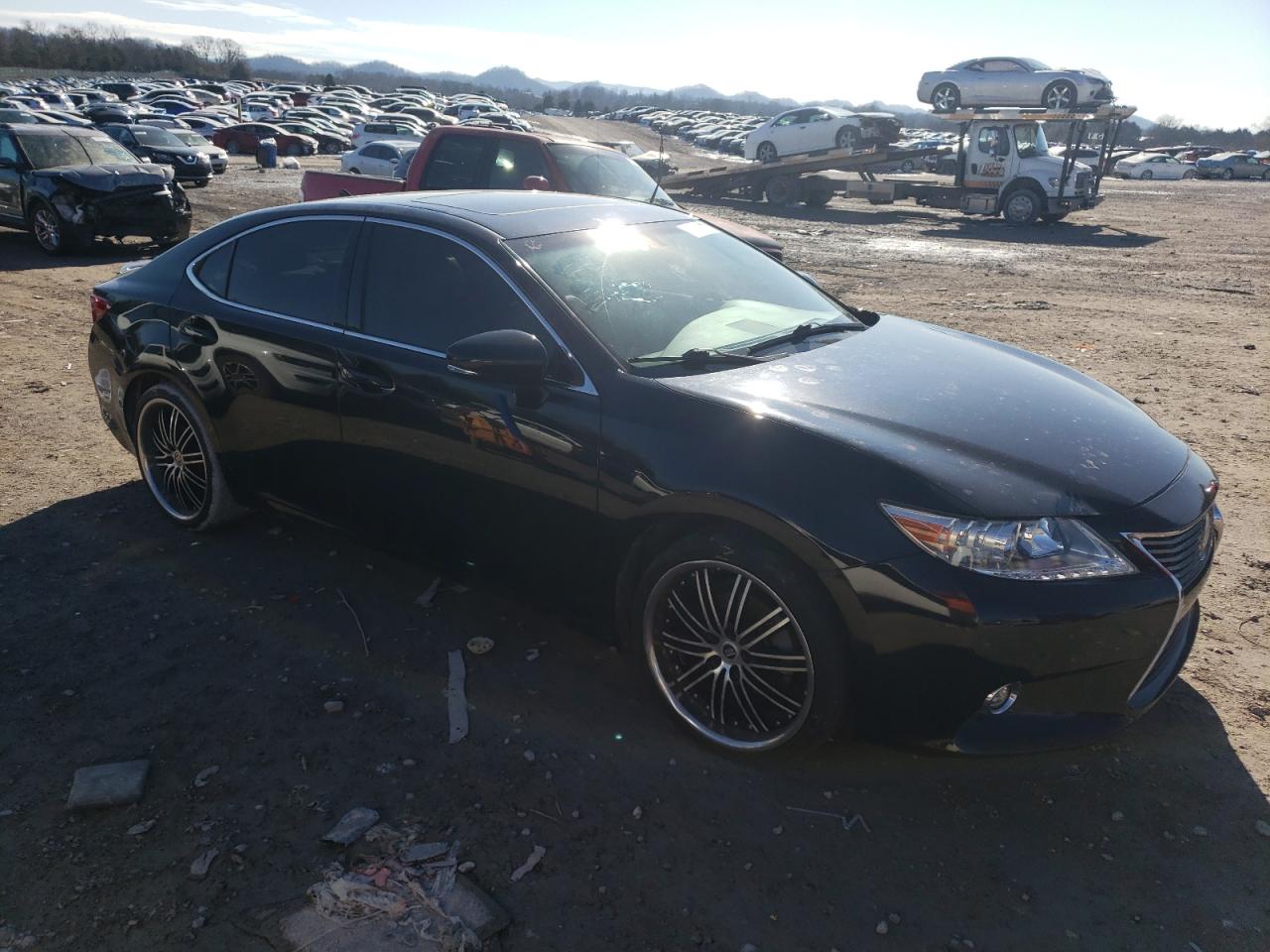 2014 Lexus ES - Image 4