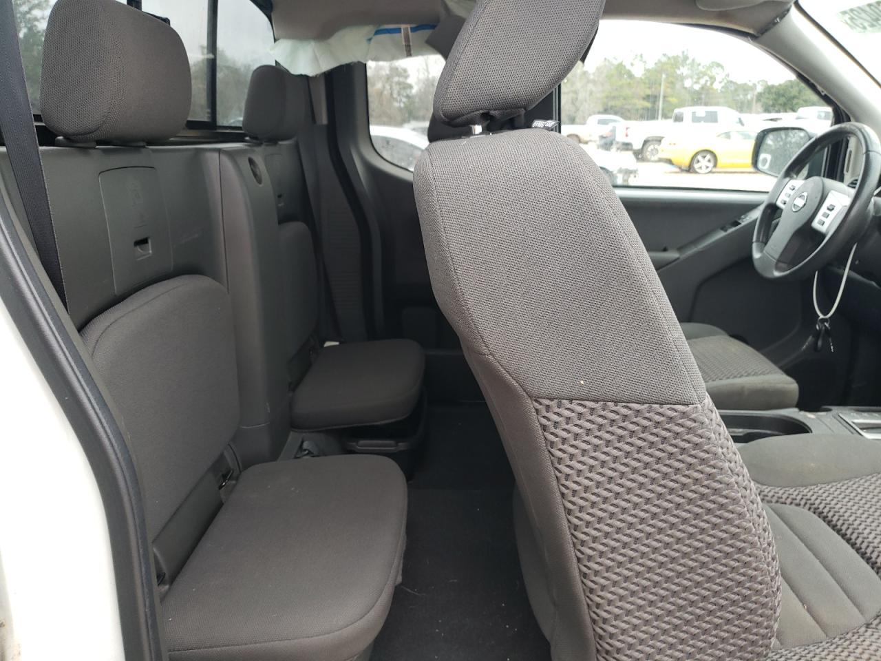 2019 Nissan Navara (Frontier) - Image 10