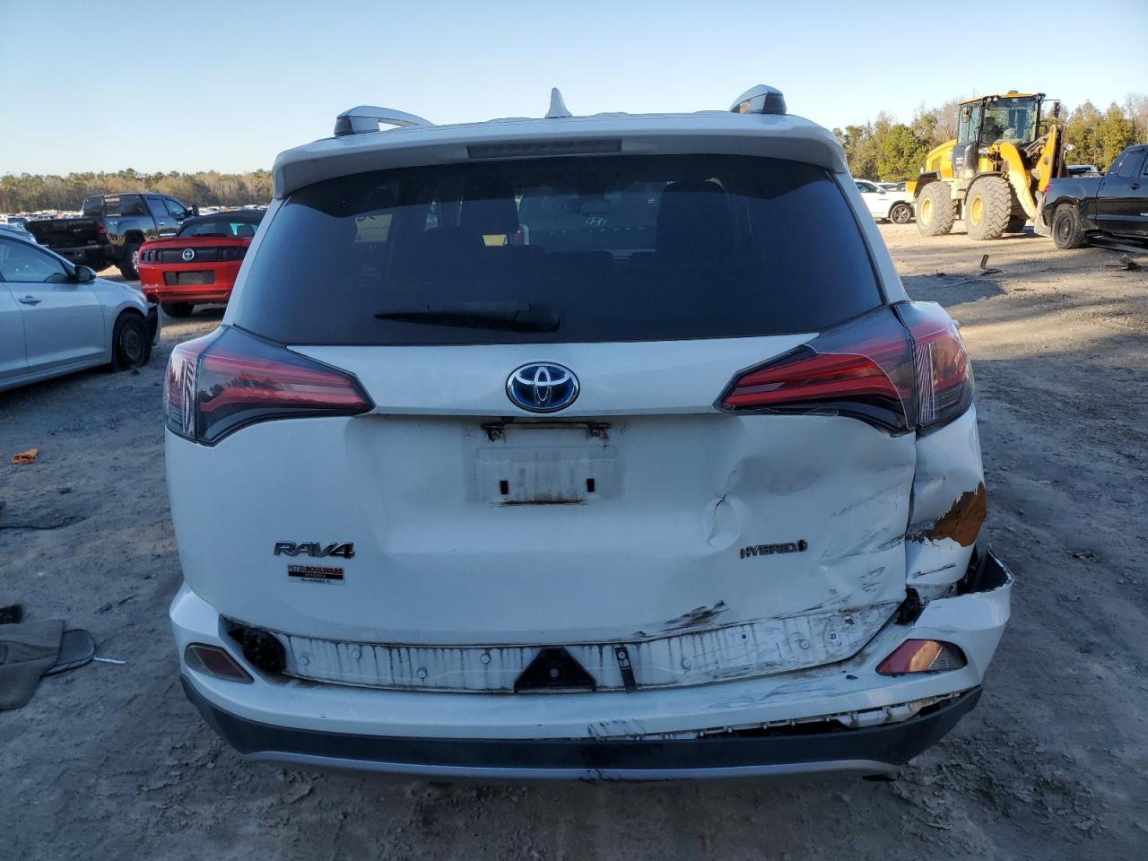 2018 Toyota RAV 4 - Image 6