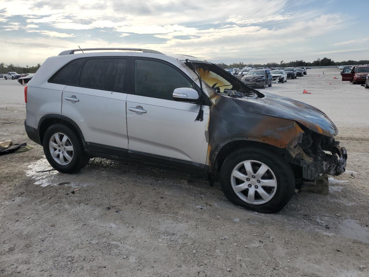 2011 Kia Sorento - Image 4