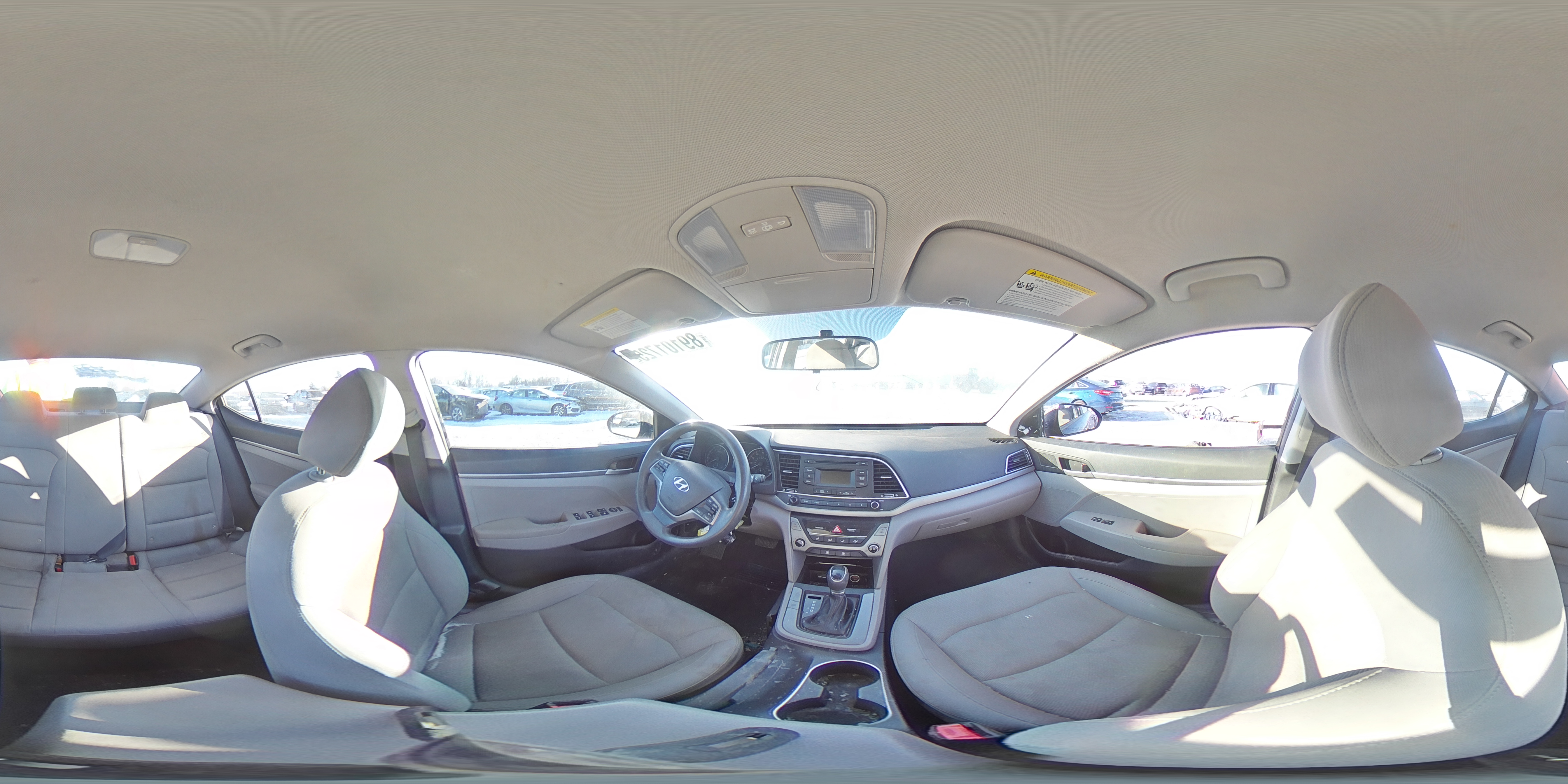 2017 Hyundai Elantra - Image 12