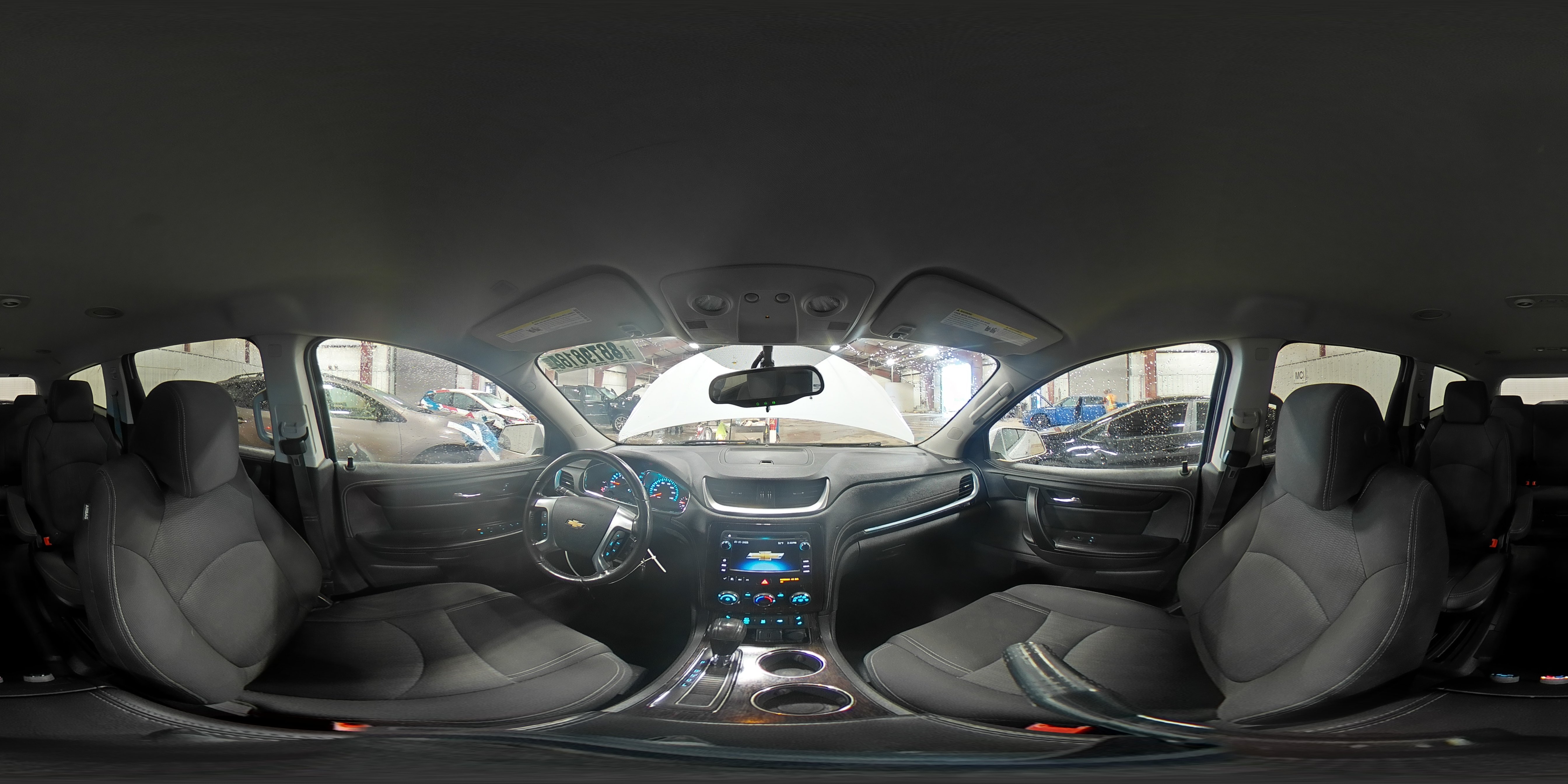 2016 Chevrolet Traverse - Image 15