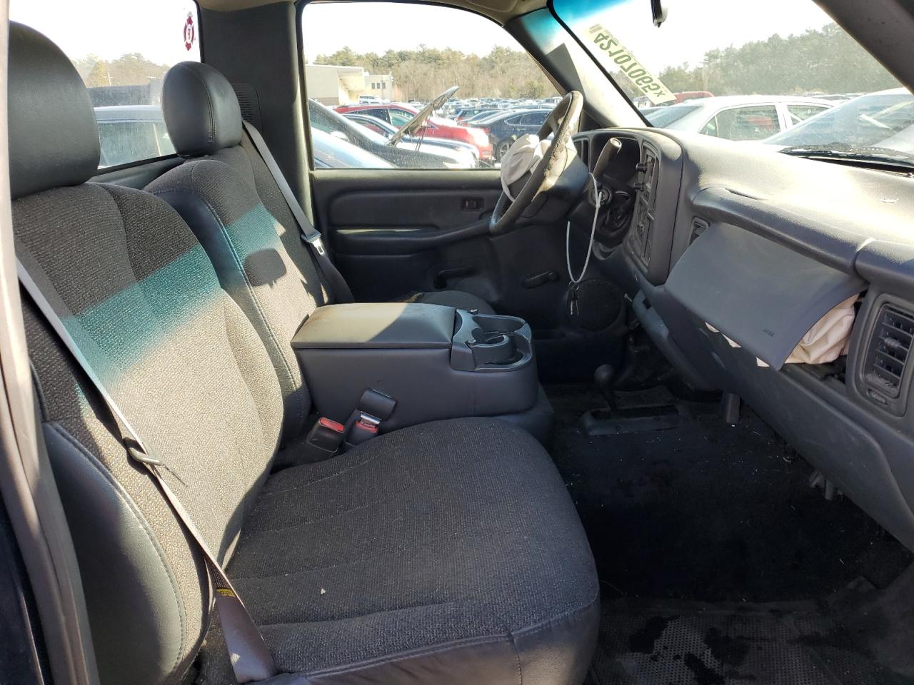 2000 Chevrolet Silverado - Image 10