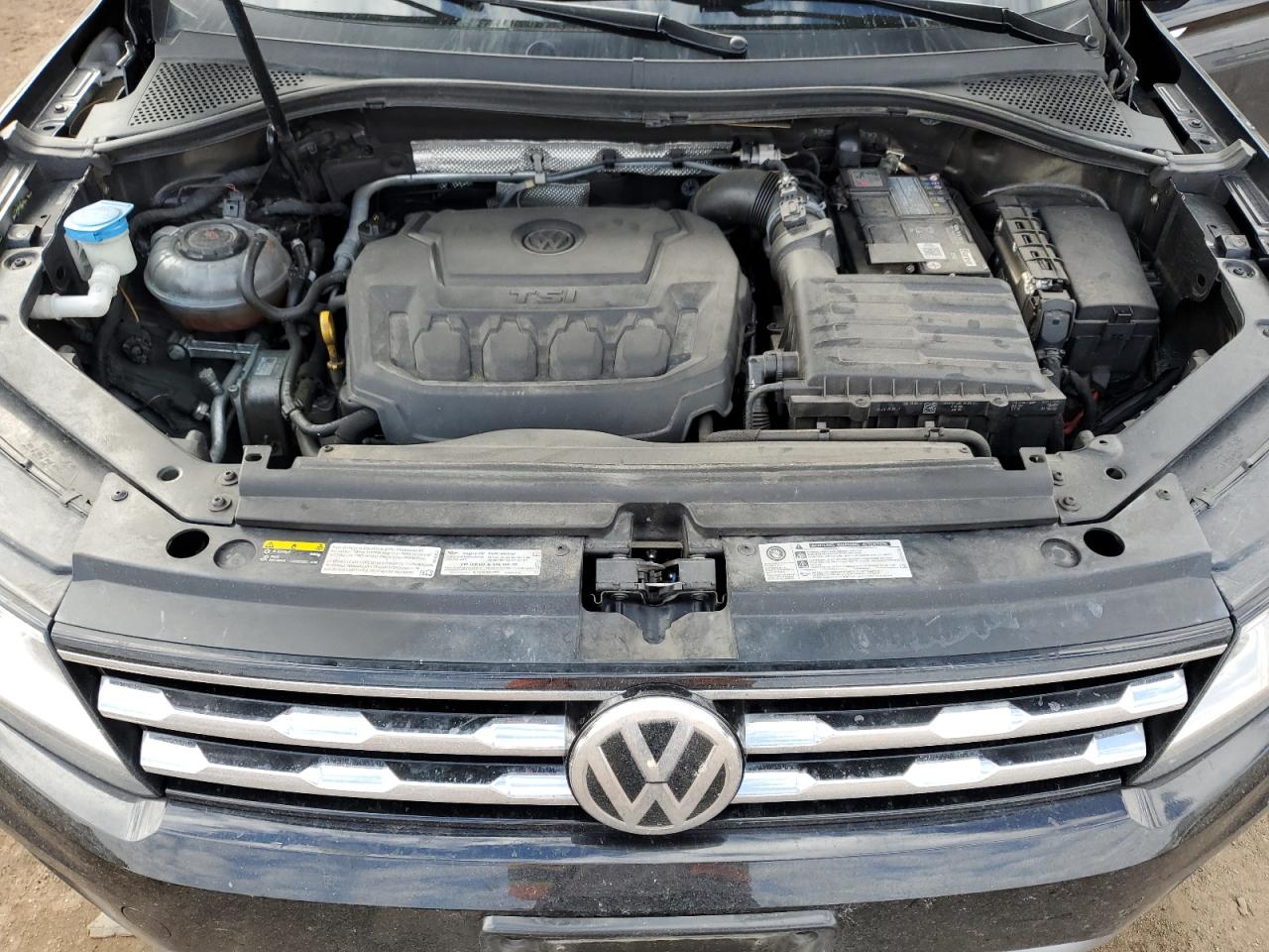 2018 Volkswagen Tiguan - Image 12
