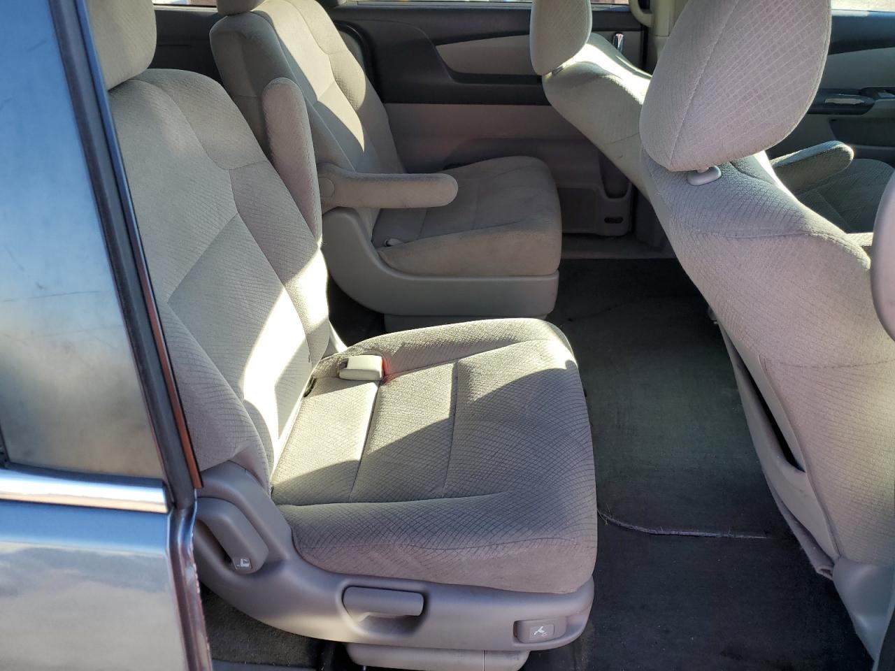 2016 Honda Odyssey - Image 11