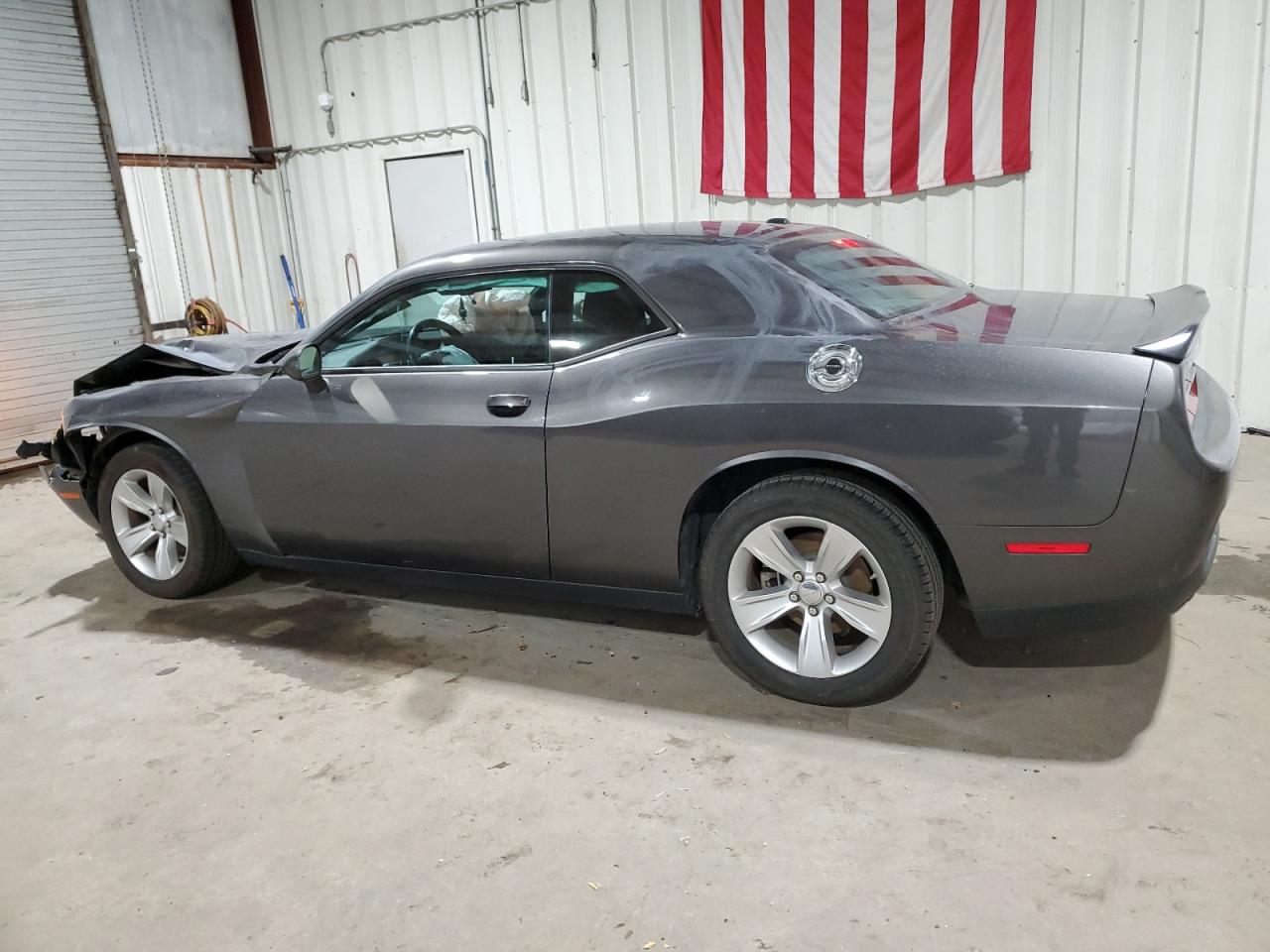 VIN 2C3CDZAG9PH549370 2023 DODGE CHALLENGER no.2