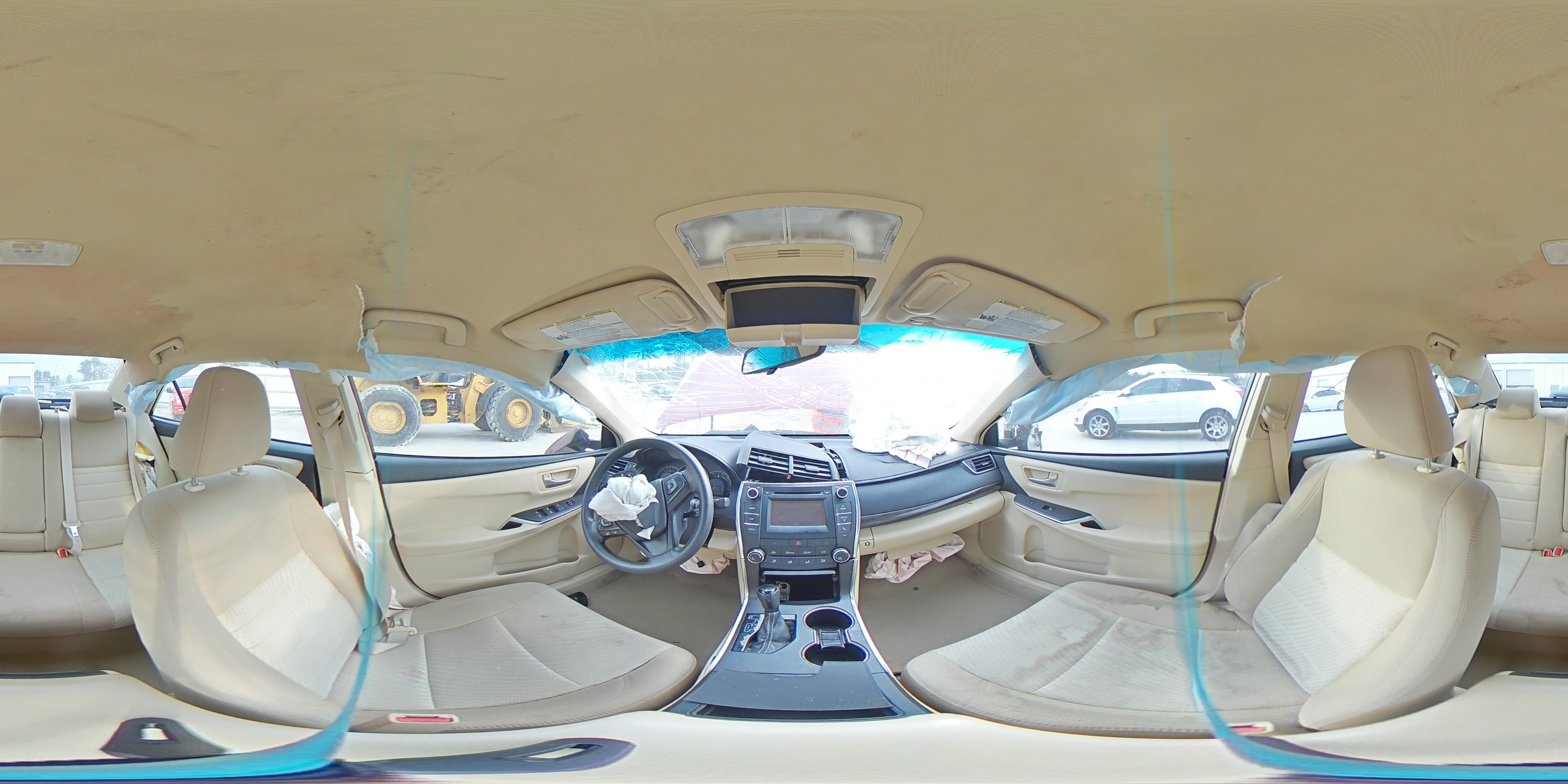 2015 Toyota Camry - Image 13