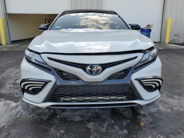  TOYOTA CAMRY 2023 White