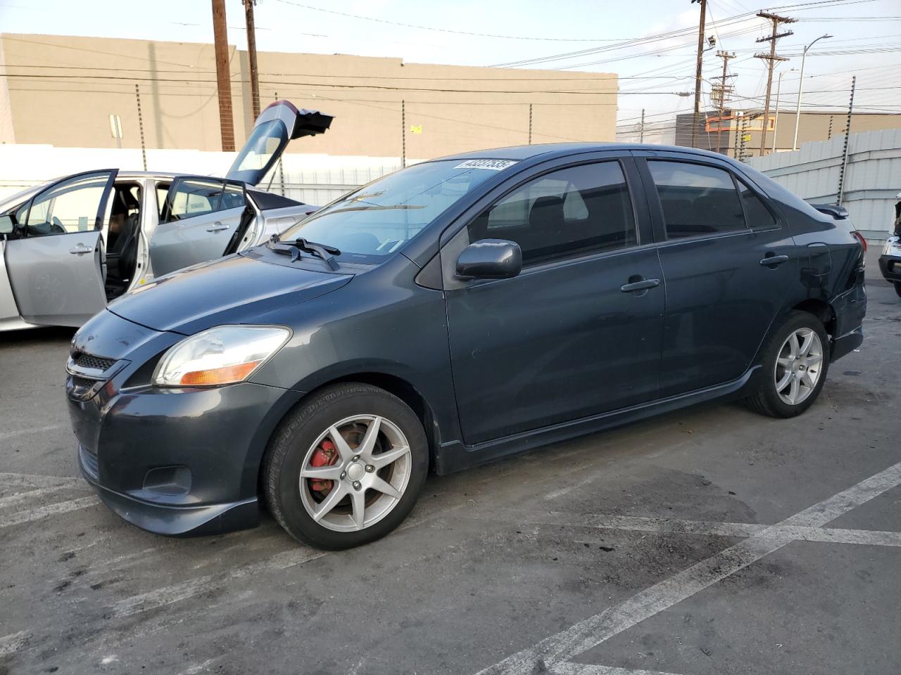 2007 Toyota Yaris - Image 1
