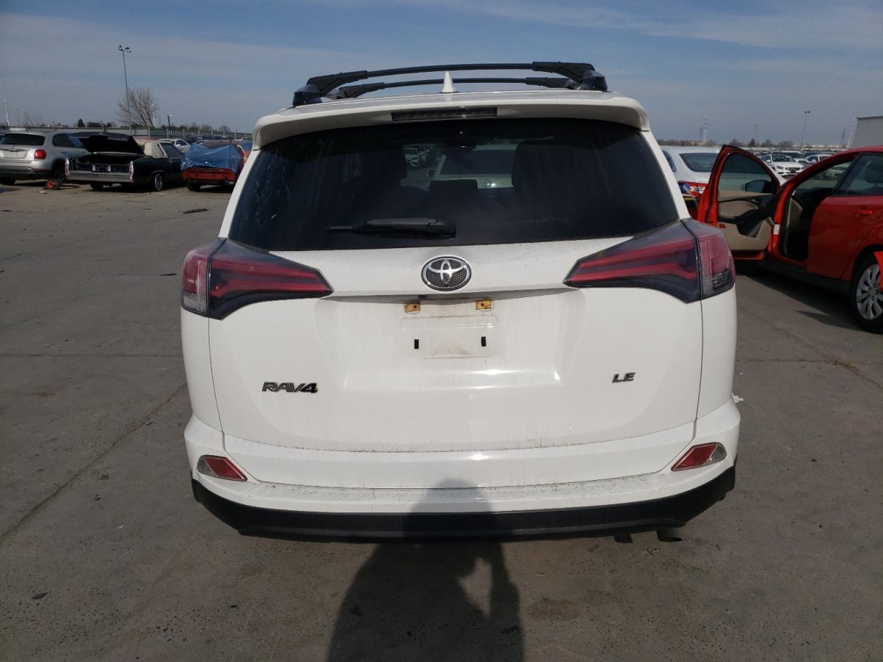 2018 Toyota RAV 4 - Image 6