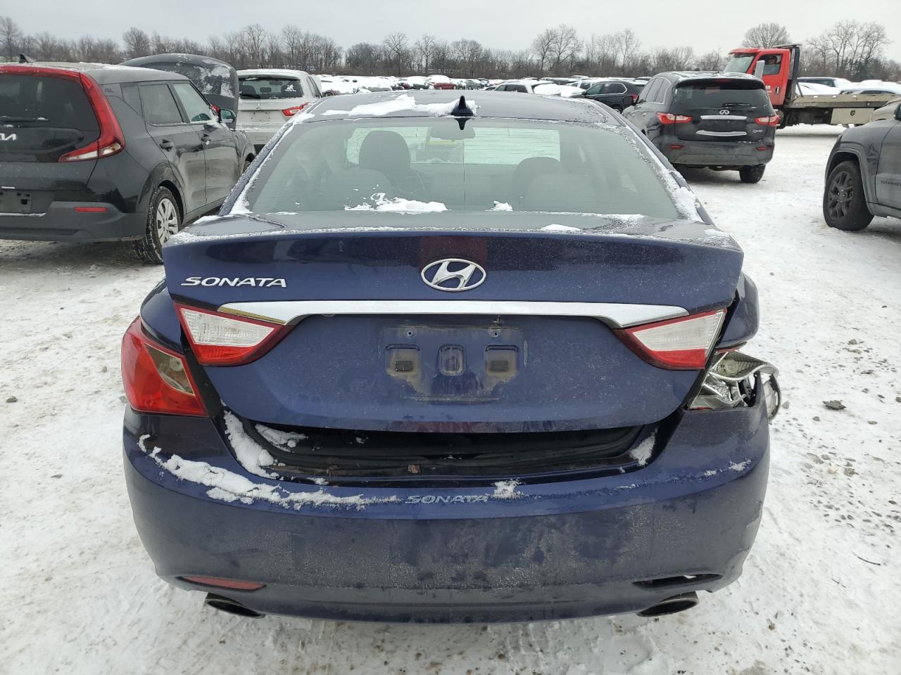 2013 Hyundai Sonata - Image 6