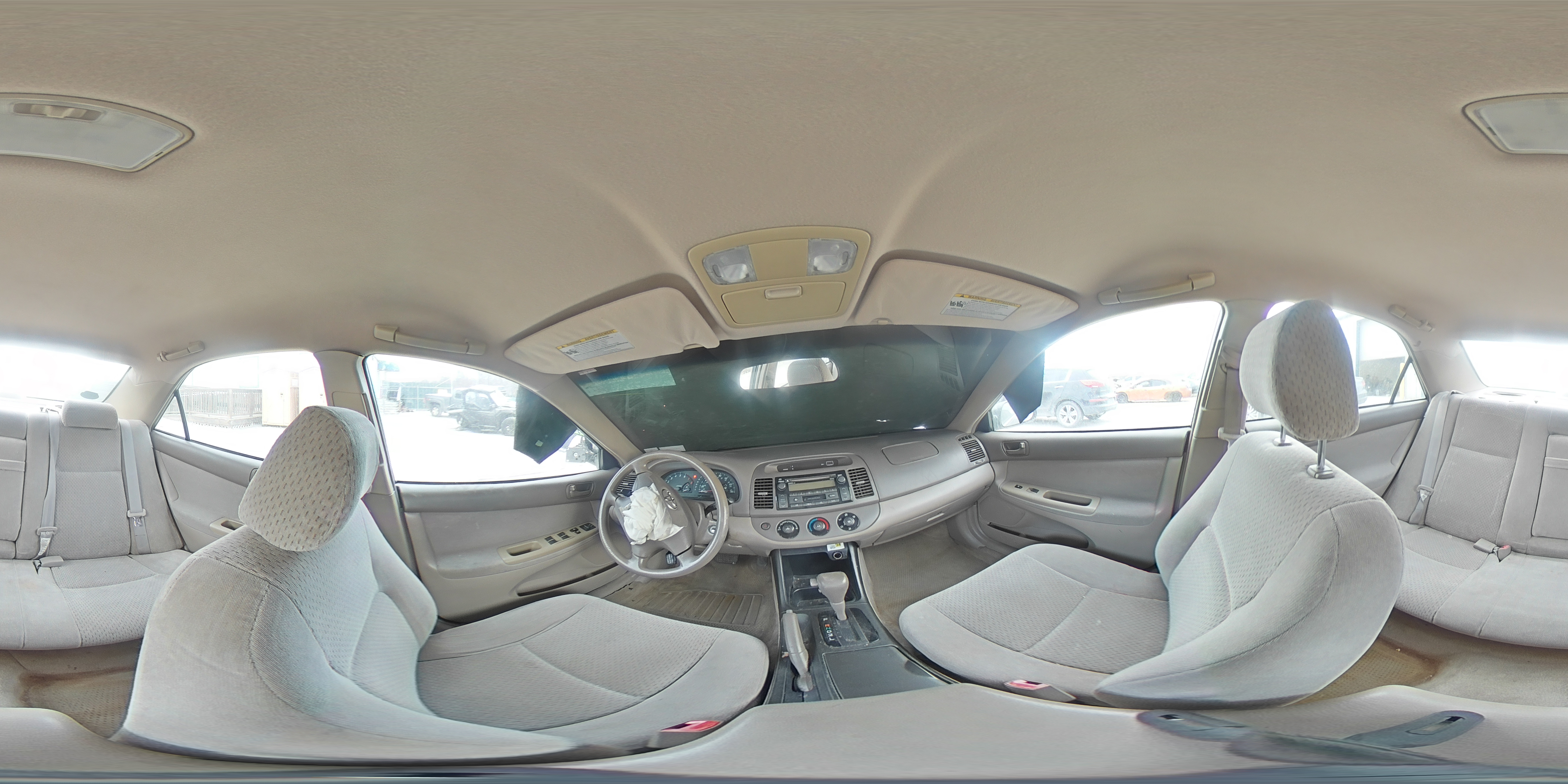 2004 Toyota Camry - Image 13