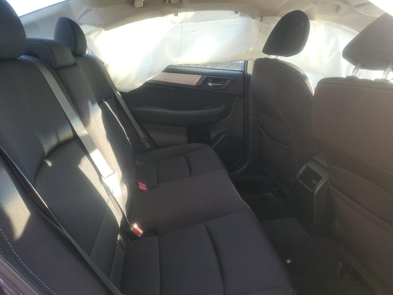 2016 Subaru Legacy - Image 10