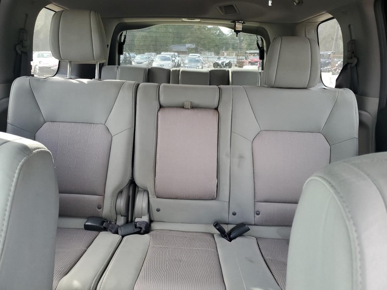 2015 Honda Pilot - Image 10