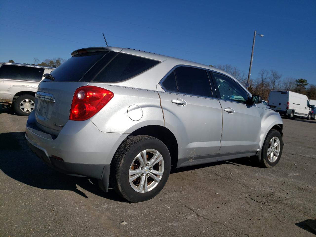 2015 Chevrolet Equinox - Image 3