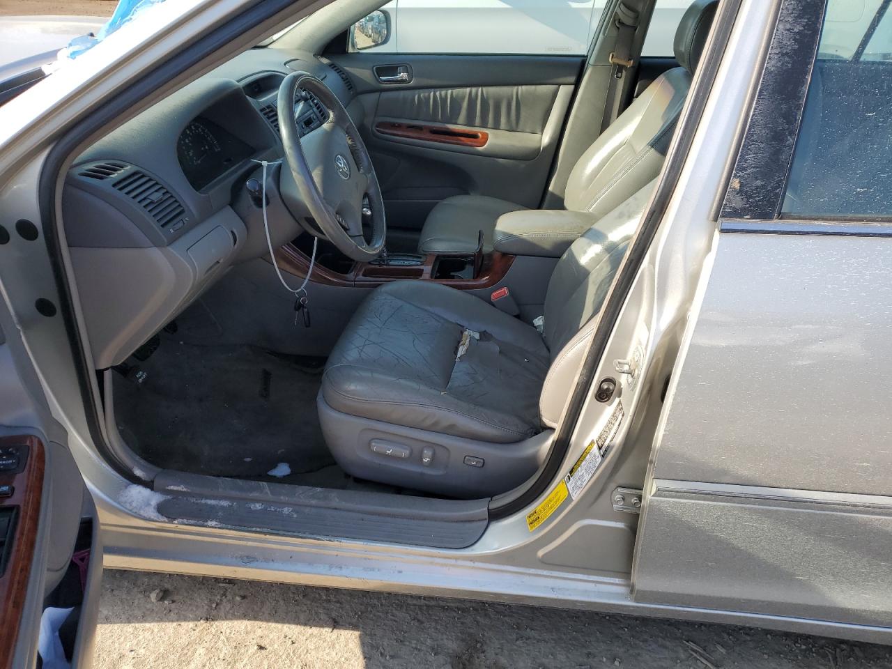 2004 Toyota Camry - Image 7