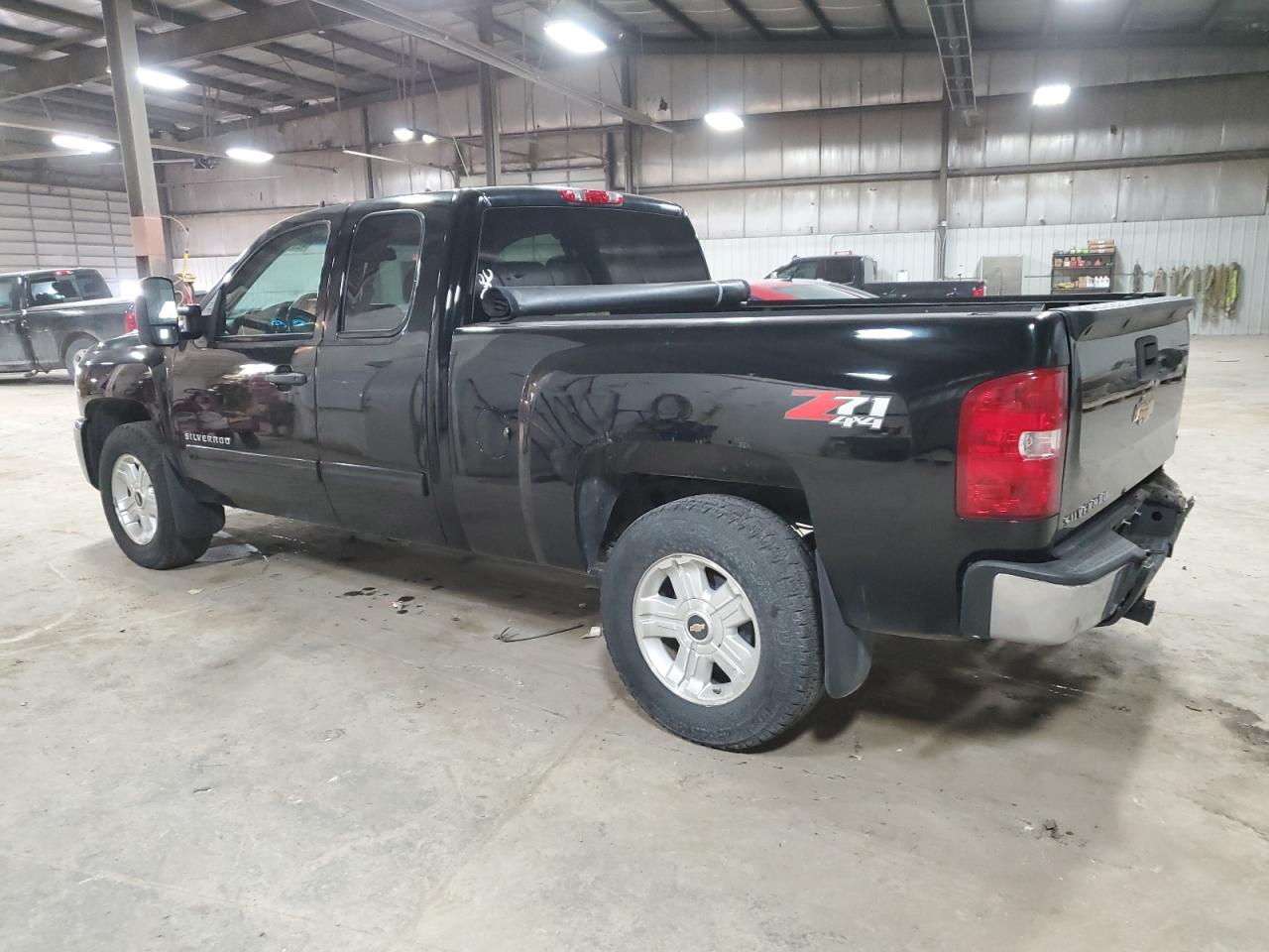 2011 Chevrolet Silverado - Image 2