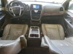 2012 Chrysler Town & Country Touring zu verkaufen in Columbia, MO - Side