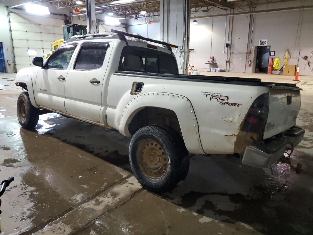 2007 Toyota Tacoma - Image 2