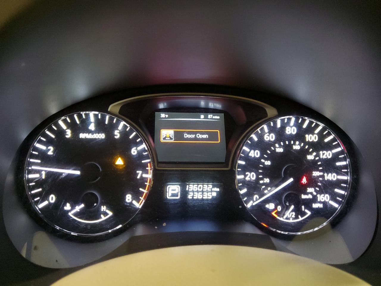 2015 Nissan Altima - Image 9