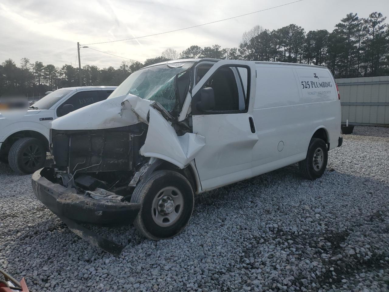 2017 Chevrolet Express G2500 за продажба в Ellenwood, GA - Front End