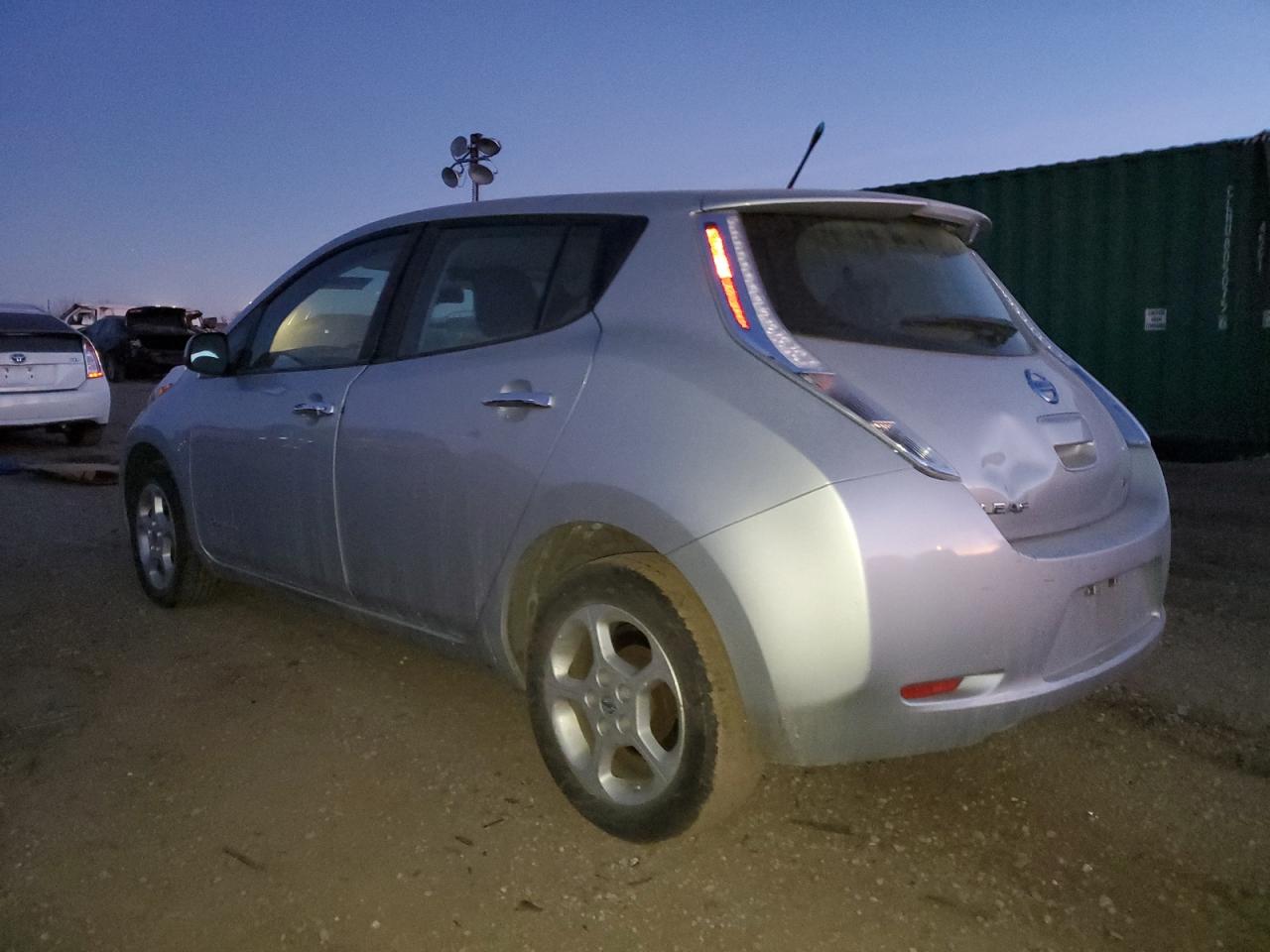 2013 Nissan Leaf - Image 2