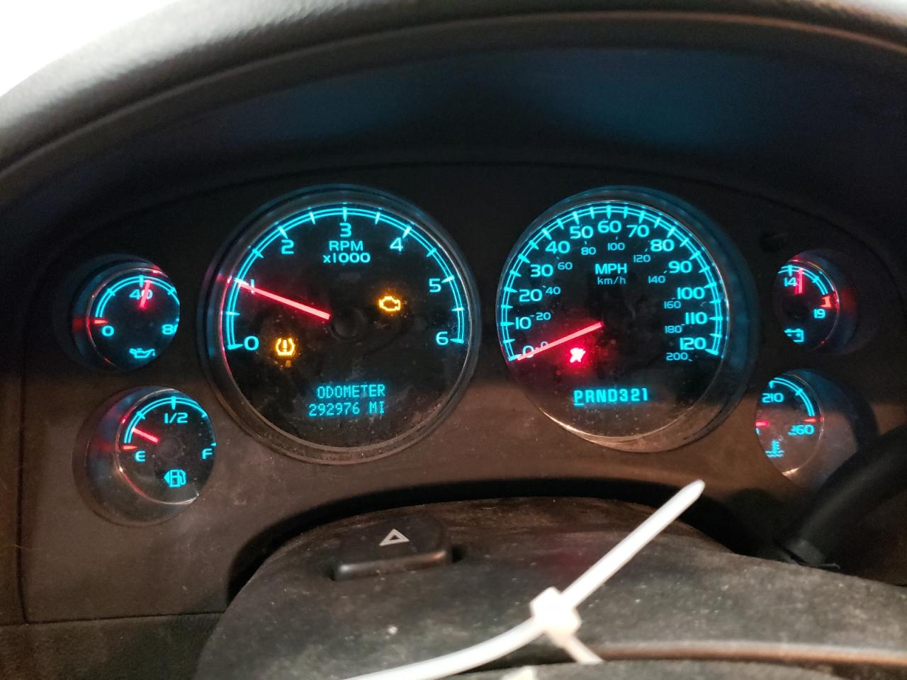 2007 GMC Yukon - Image 9