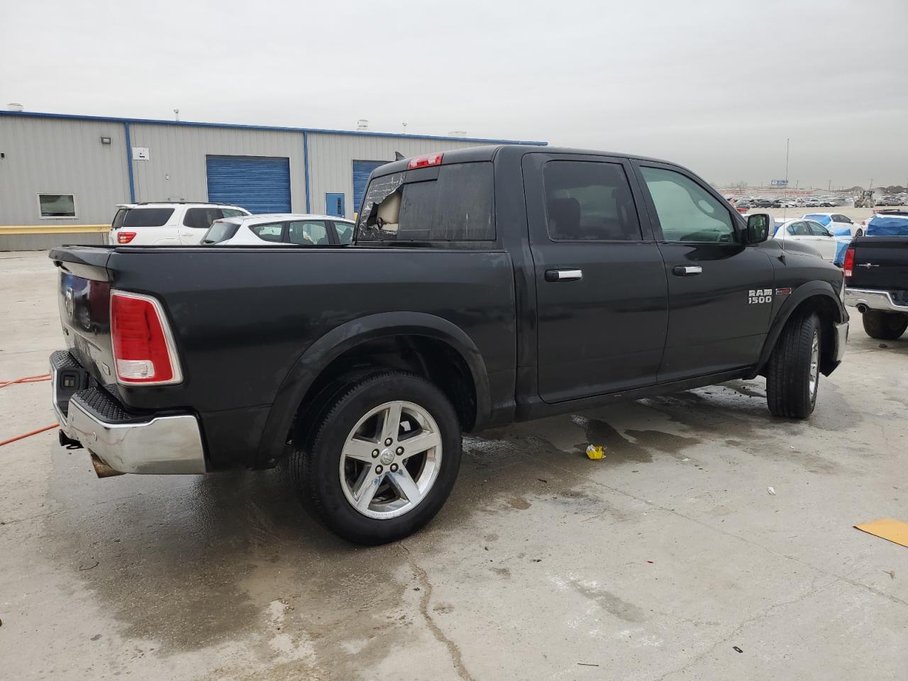 2018 RAM 1500 - Image 3