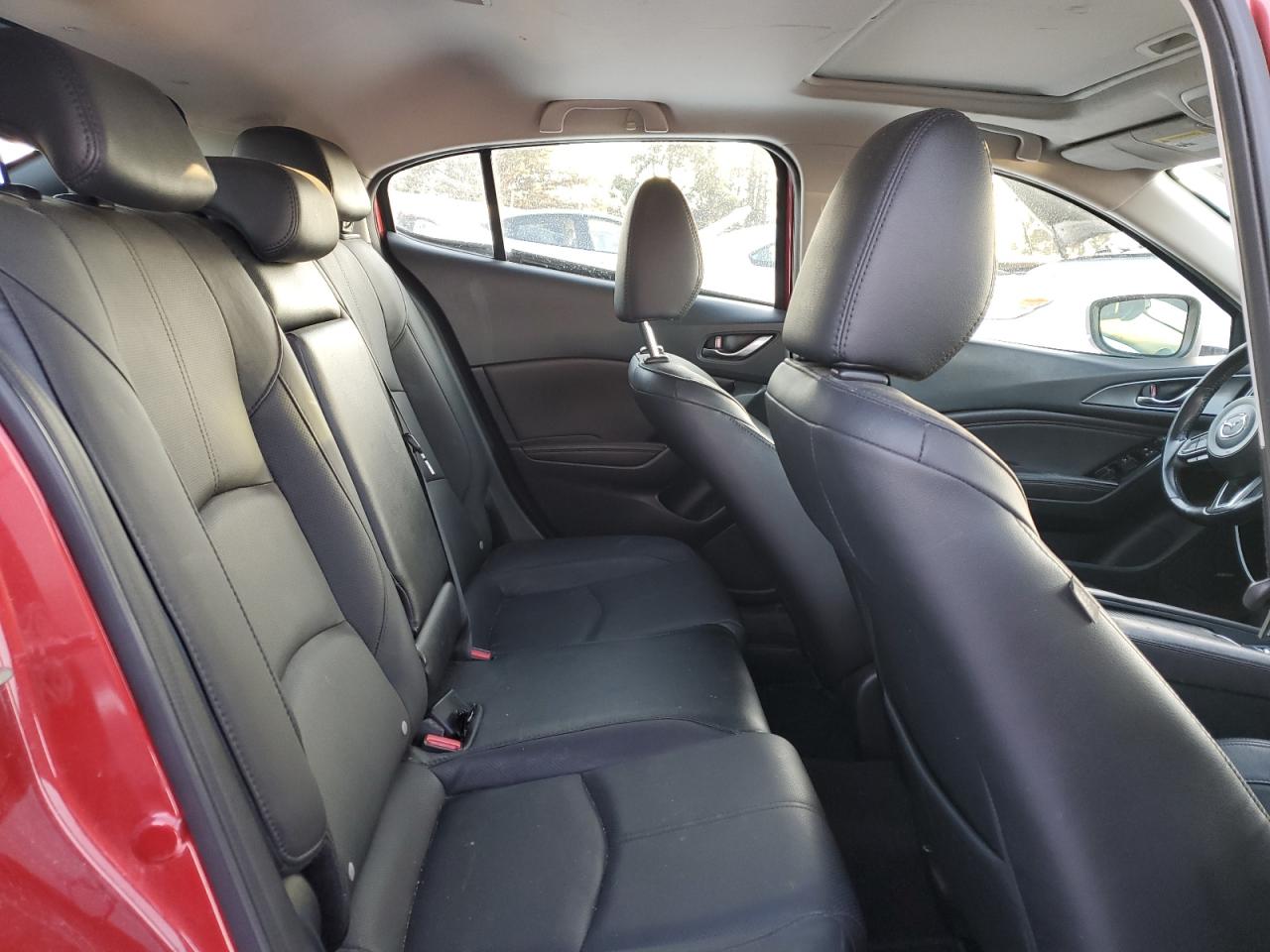 2017 Mazda 3 - Image 11