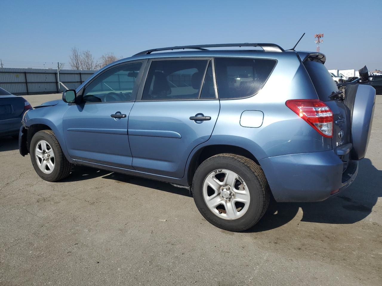 2011 Toyota RAV 4 - Image 2