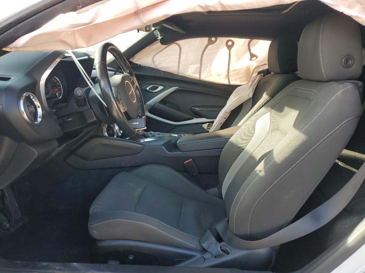 2020 Chevrolet Camaro - Image 7