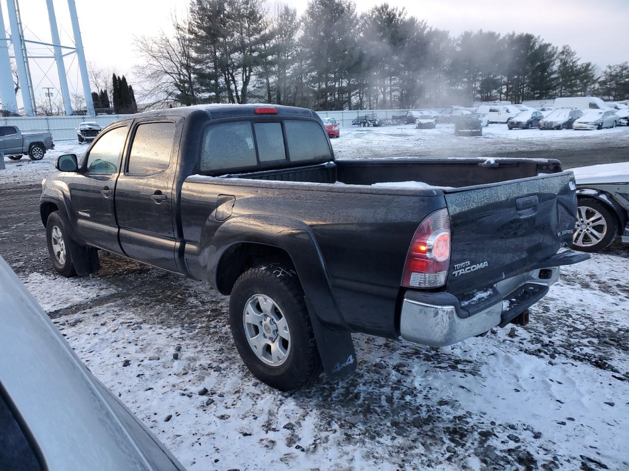 2013 Toyota Tacoma - Image 2