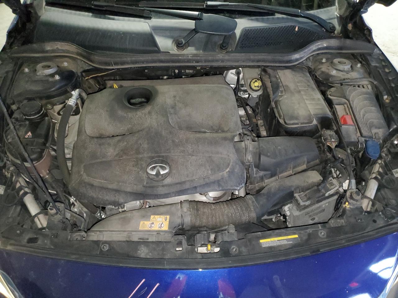2017 Infiniti QX30 - Image 11