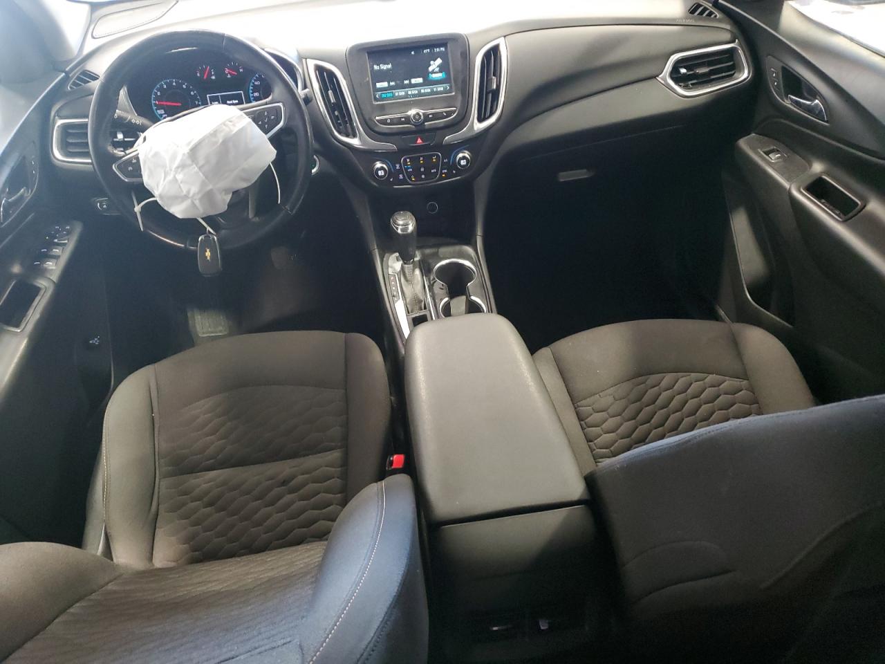 2018 Chevrolet Equinox - Image 8