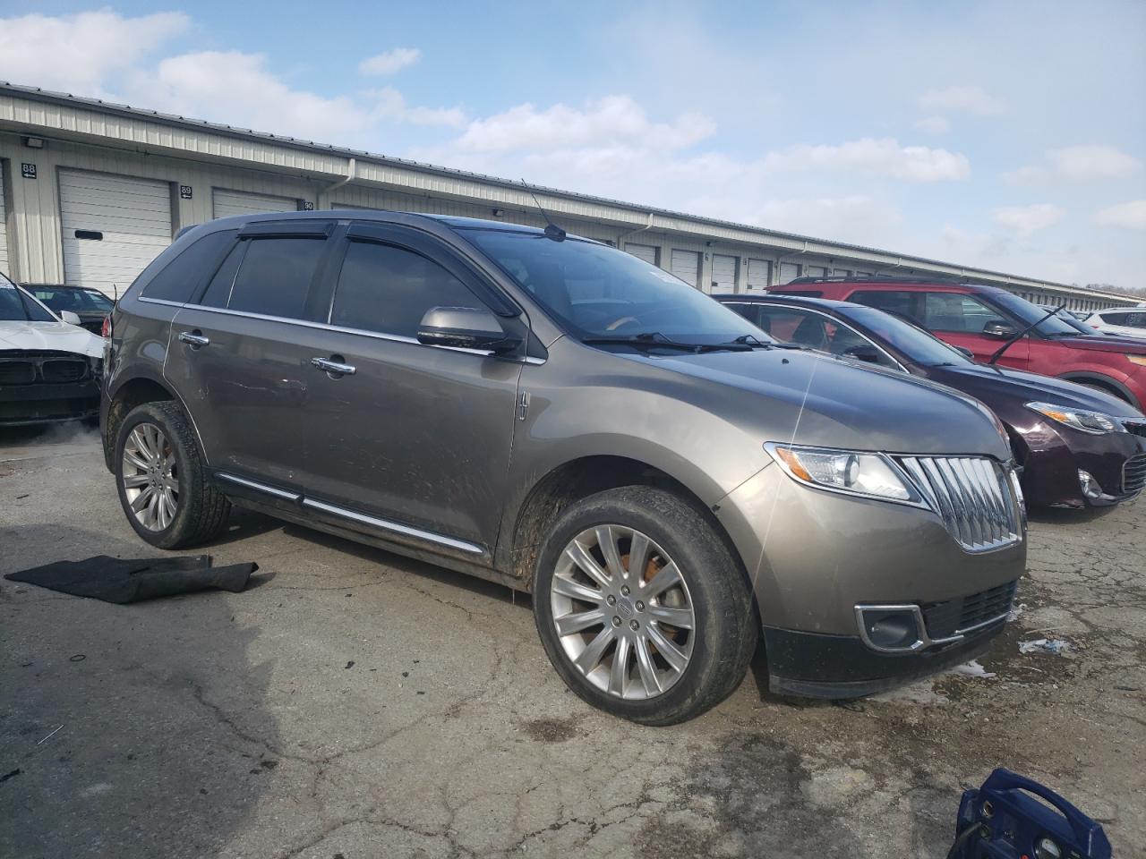 2012 Lincoln MKX - Image 4