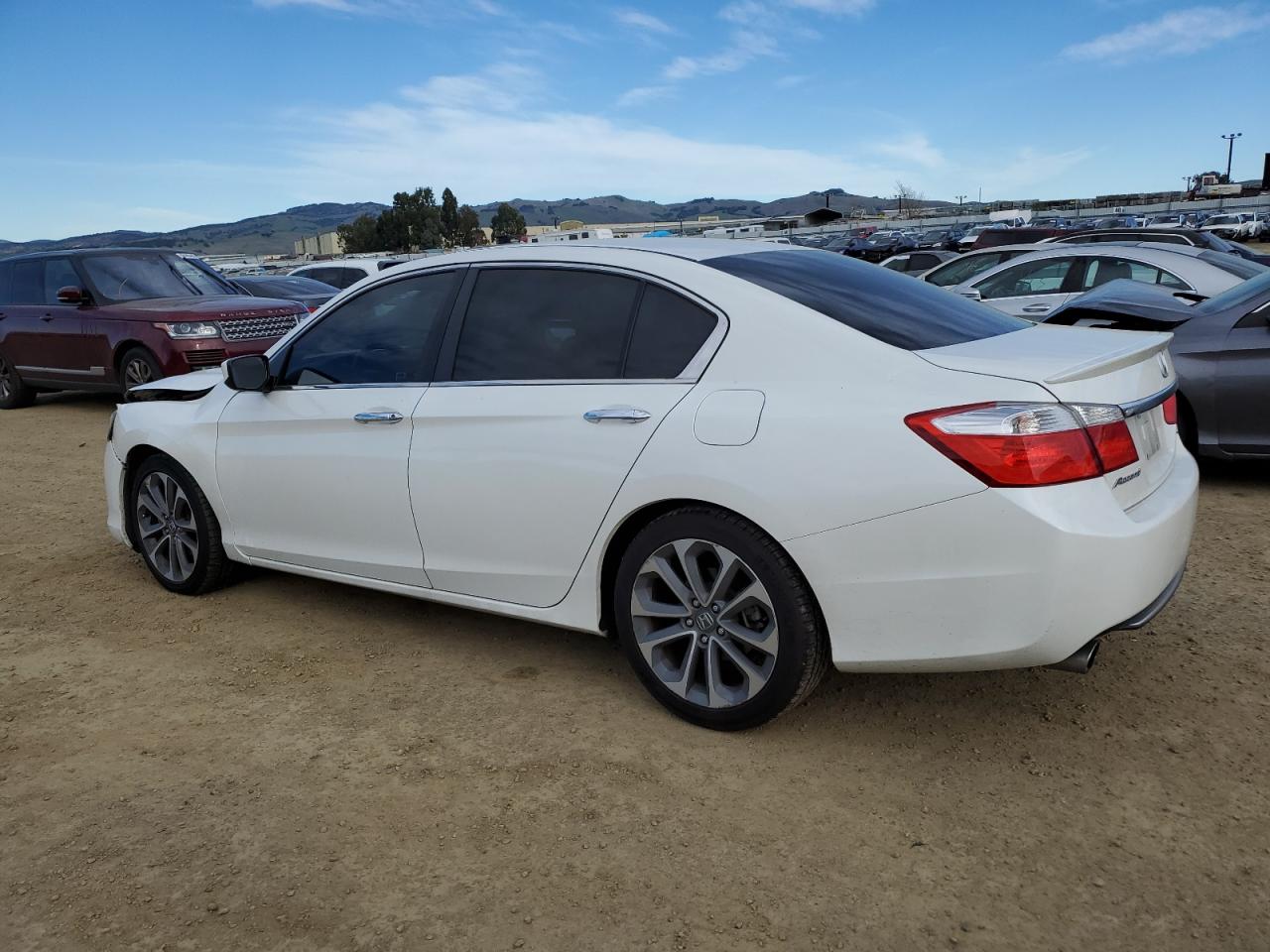 VIN 1HGCR2F56FA247187 2015 HONDA ACCORD no.2