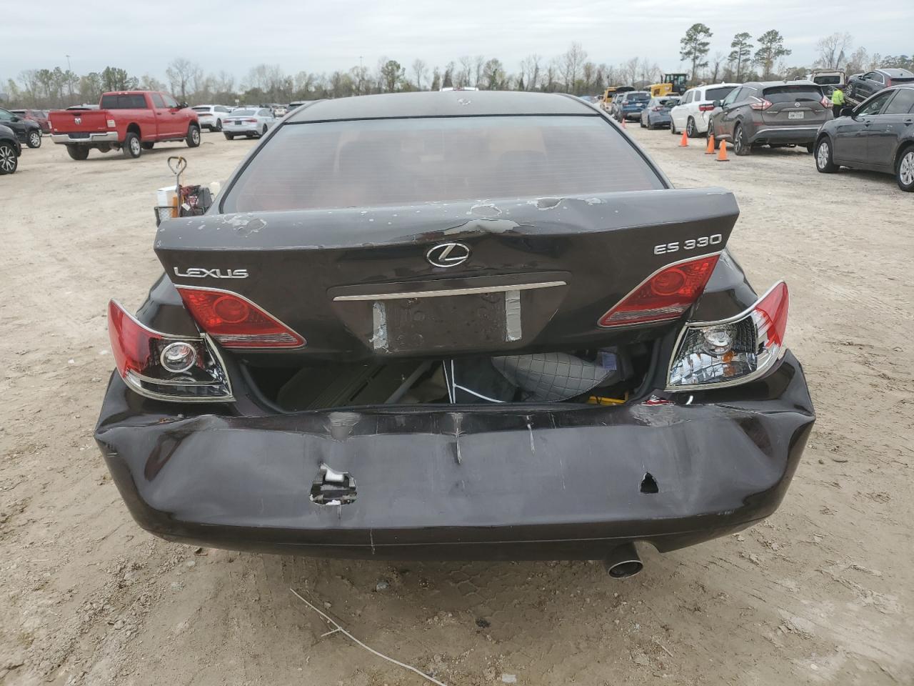 2005 Lexus Es 330 VIN: JTHBA30G055107093 Lot: 88809095